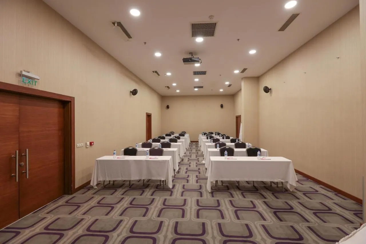 Niza Park Hotel Ankara 4*,